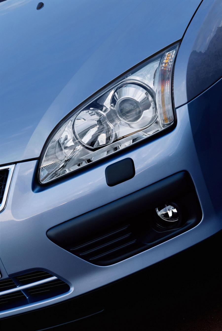  Ford Focus 2005 года  (фото 42 из 116)